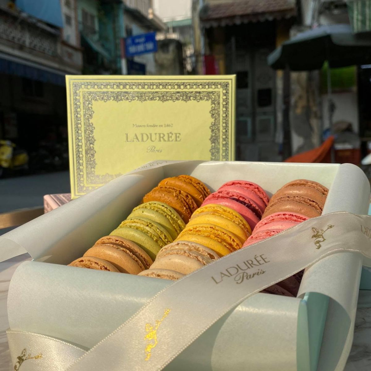 Macaron Laduree mua tại Hà Nội